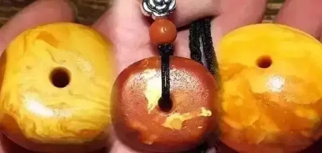 解析老蜜蠟的蠟質(zhì)大全，帶你全面了解蜜蠟種類