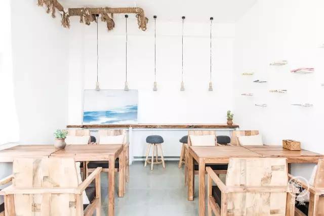 瀘沽湖新中式風(fēng)格民宿，等風(fēng)·半山