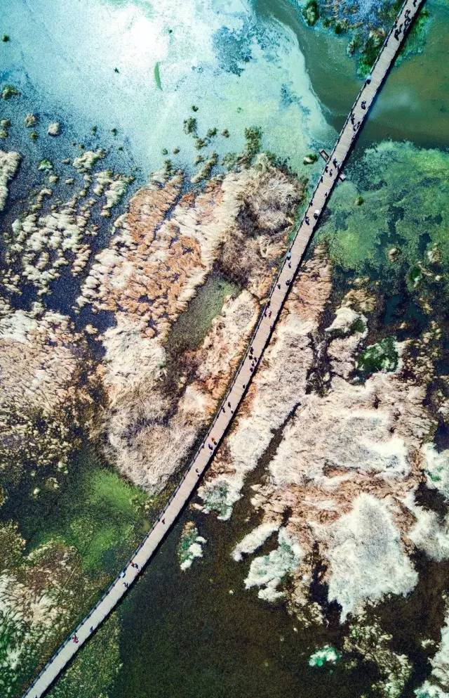 瀘沽湖新中式風(fēng)格民宿，等風(fēng)·半山