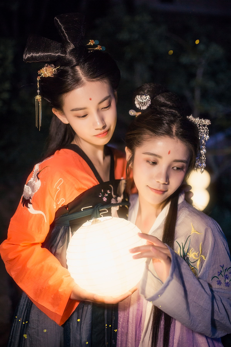 相知相伴女子古裝人物攝影