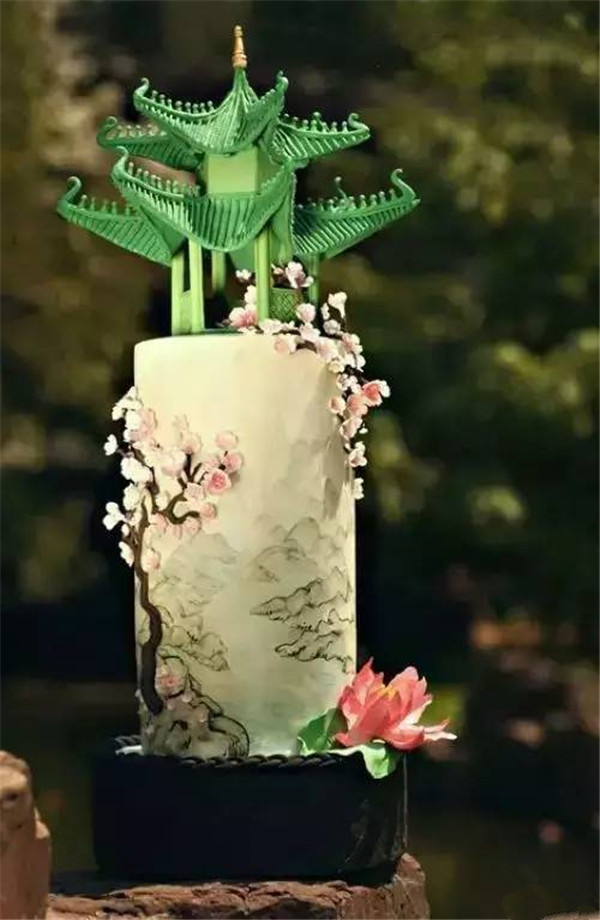 當(dāng)?shù)案庥錾霞壹褬肺膶W(xué)