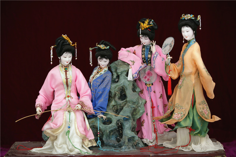 中國傳統(tǒng)工藝品，絹人