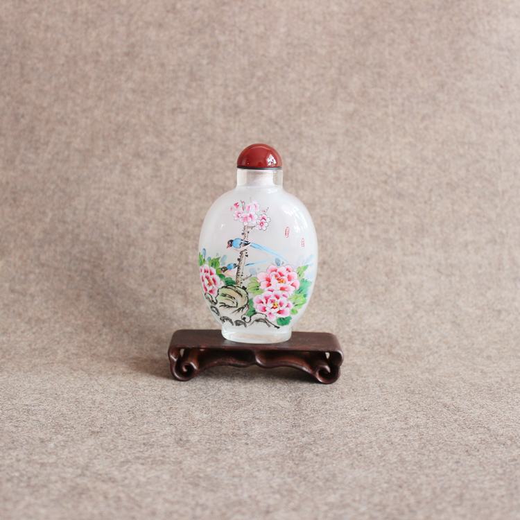 中國傳統(tǒng)藝術精美內畫鼻煙壺