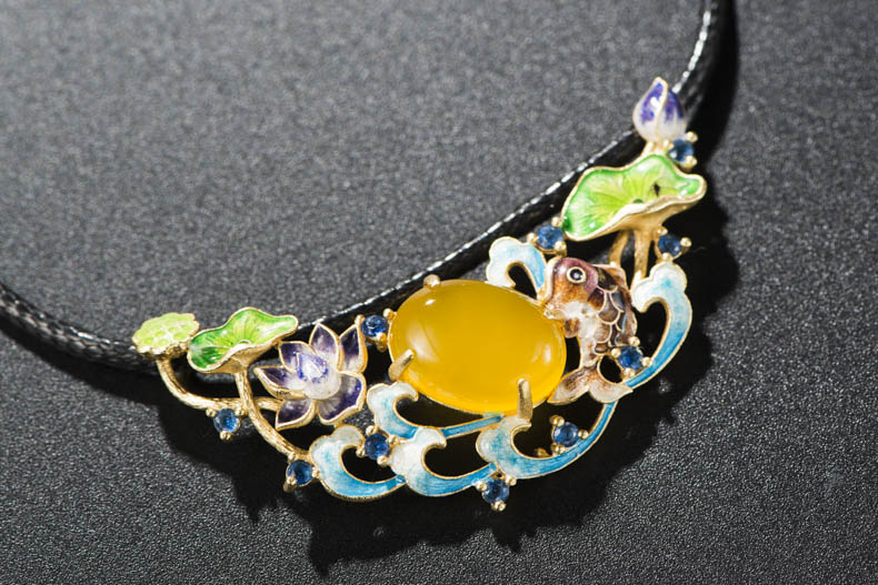 黃瑪瑙烤藍鍍金鯉魚吊墜