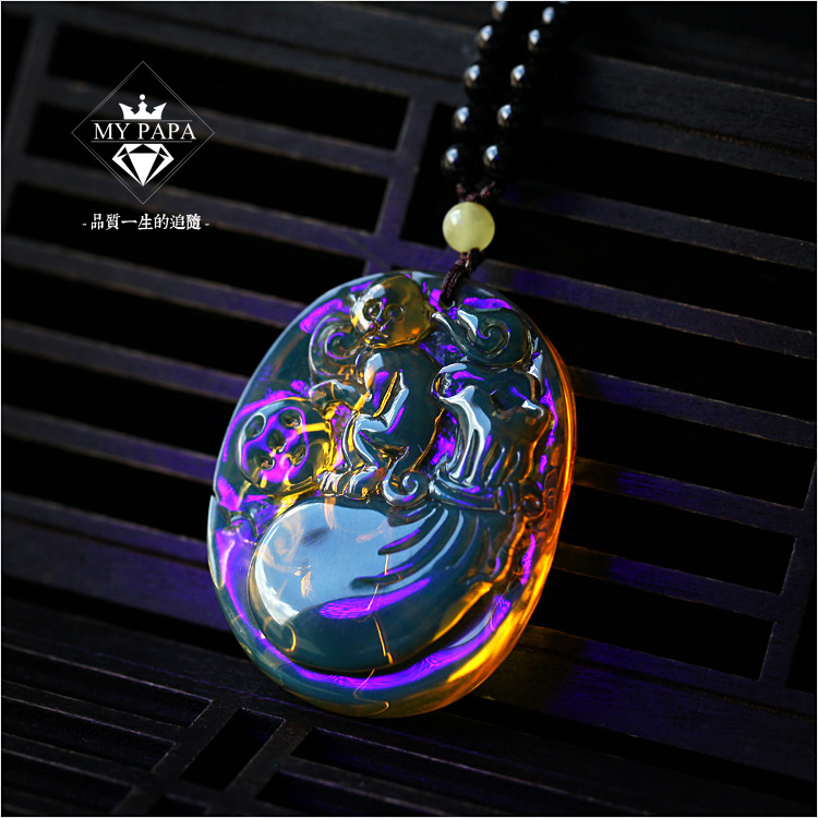 天然藍(lán)珀吊墜黑瑪瑙項鏈