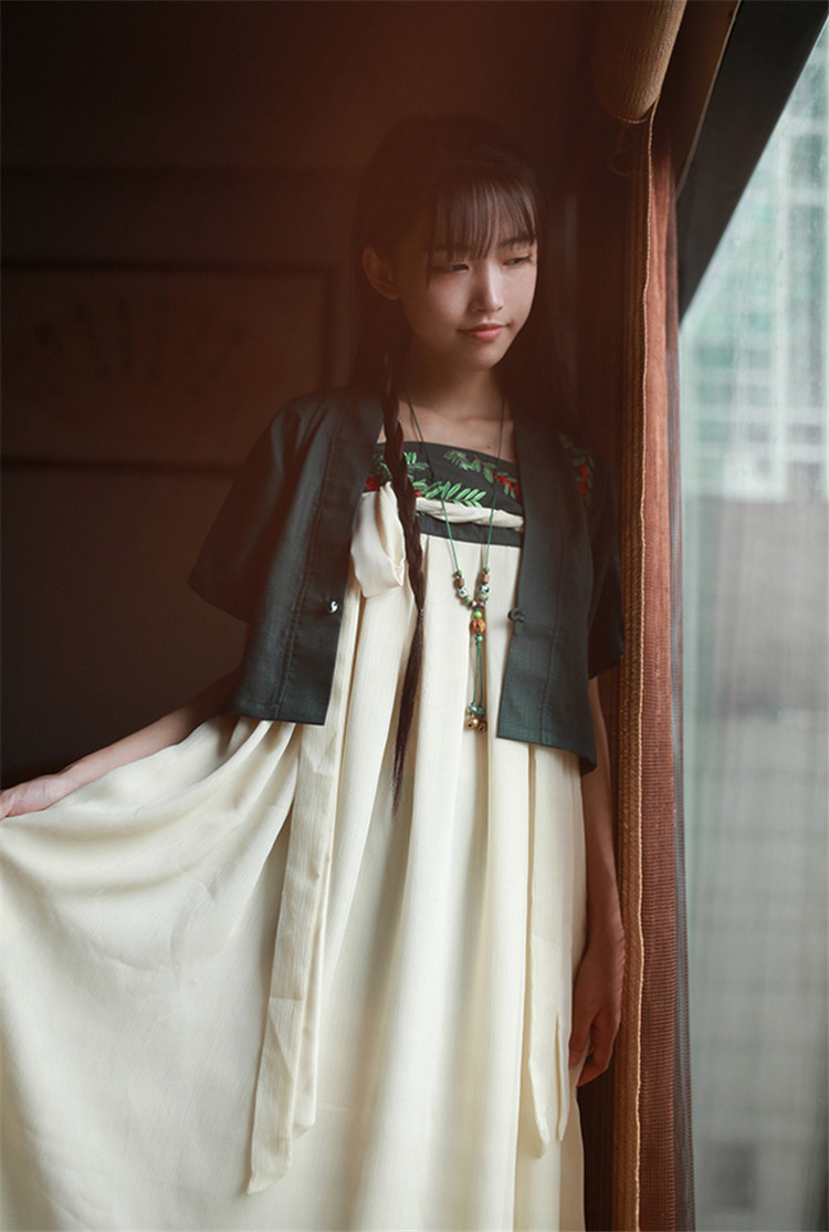 家佳樂文學繡花日常漢元素對襟短款上襦