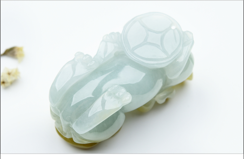 鴻運(yùn)當(dāng)頭黃翡綠底貔貅吊墜