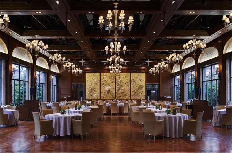 中式傳統(tǒng)風格設計榮莊會所