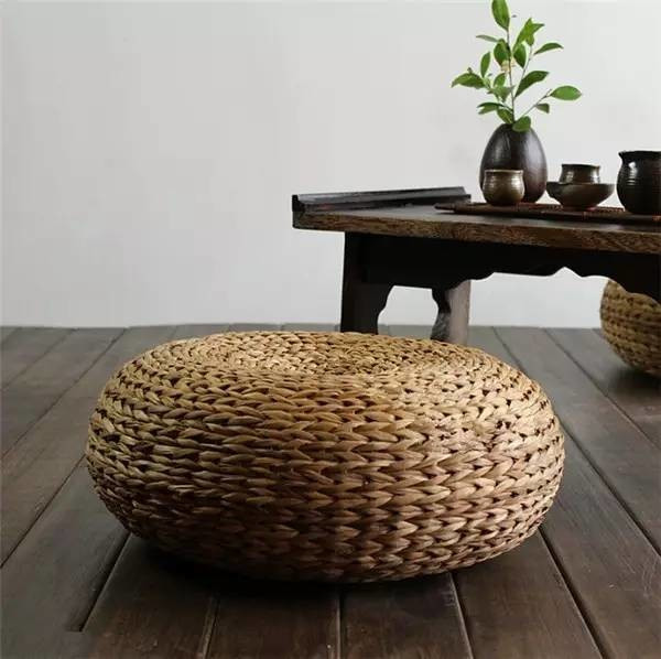 品茶牌佛之常用物，蒲團