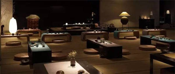 品茶牌佛之常用物，蒲團(tuán)