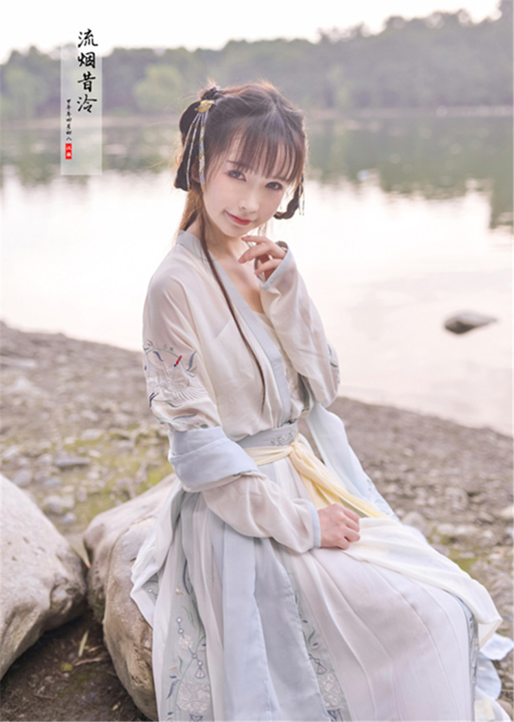 閨蜜日常漢服對襟襦裙—弱柳風(fēng)