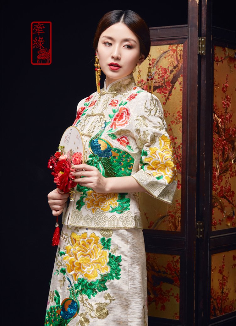 復古中式白色孔雀刺繡禮服，唐裝刺繡精美龍鳳