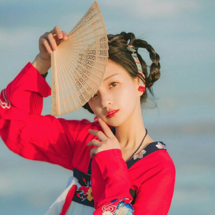 淡雅古裝女子頭像，清幽古風頭像真人