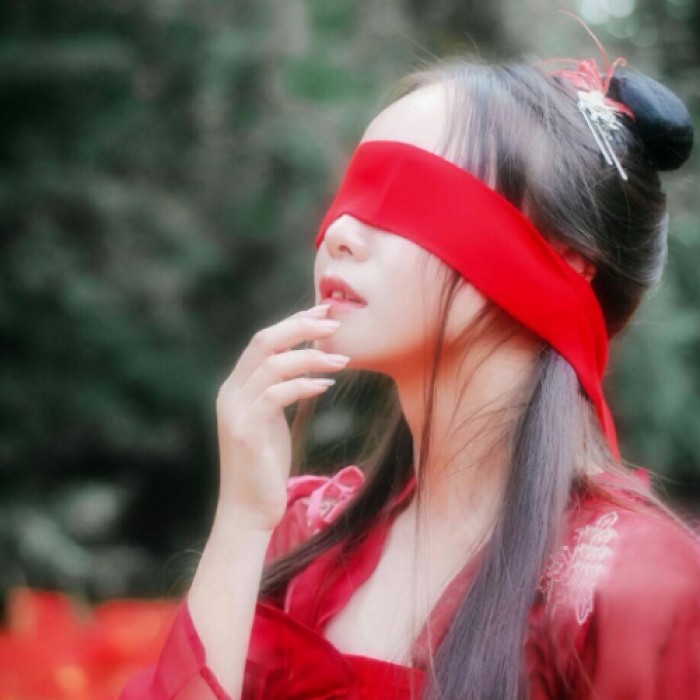 俏麗女子真人古風(fēng)頭像，婉風(fēng)流轉(zhuǎn)女生頭像