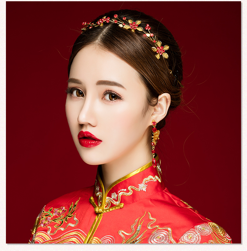 小巧中式敬酒禮服頭飾，金與紅水晶的搭配