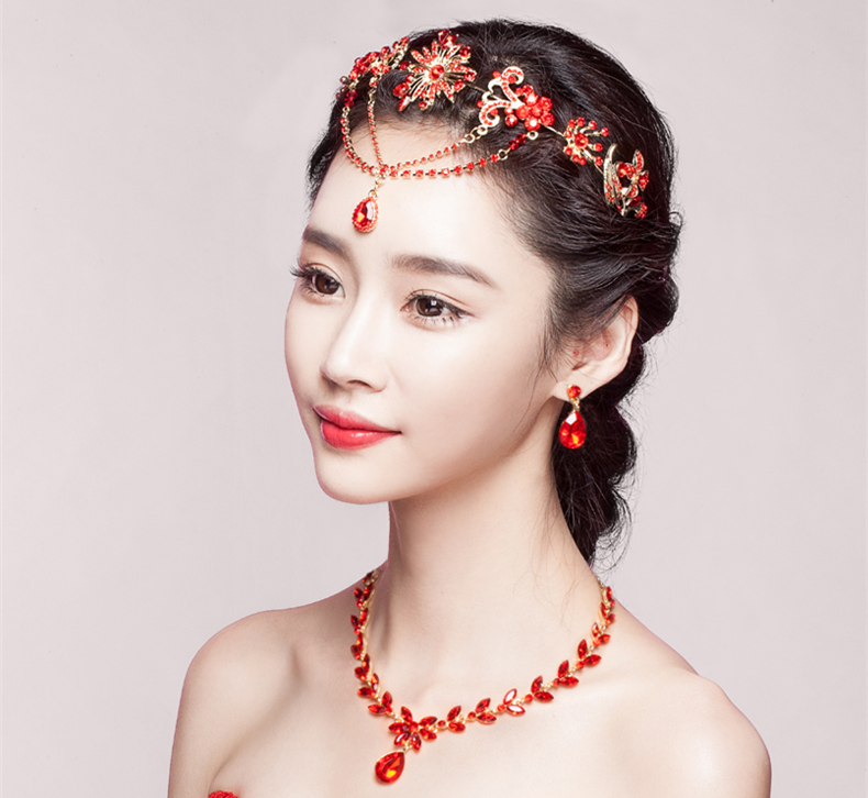 中式三件套裝敬酒服額飾，優(yōu)美盤發(fā)配飾發(fā)飾