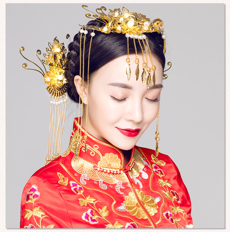 步搖古典造型新娘頭飾，金色花枝高貴發(fā)飾