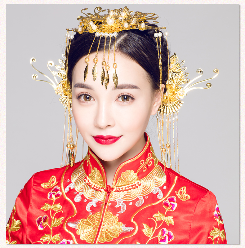 步搖古典造型新娘頭飾，金色花枝高貴發(fā)飾