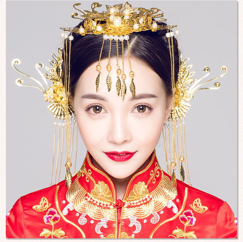 步搖古典造型新娘頭飾，金色花枝高貴發(fā)飾