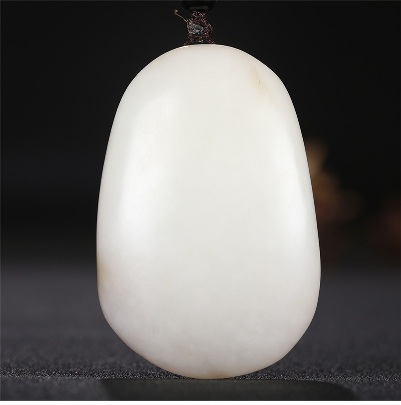 俏雕十二生肖雞掛件，和田玉黃皮籽料