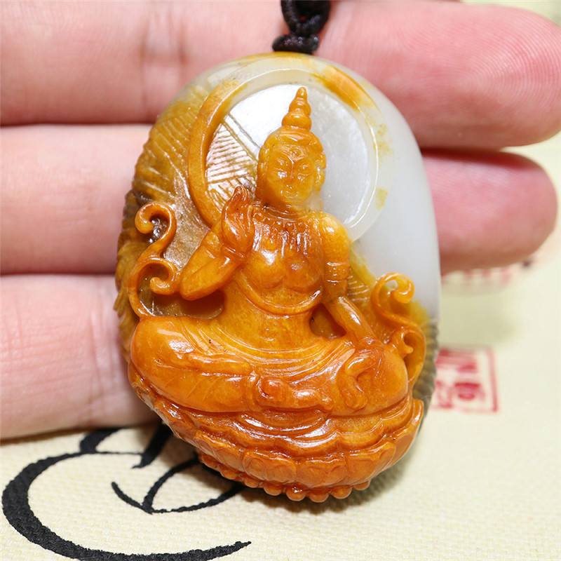 文殊菩薩三色料和田玉掛件，雙面雕刻吊墜