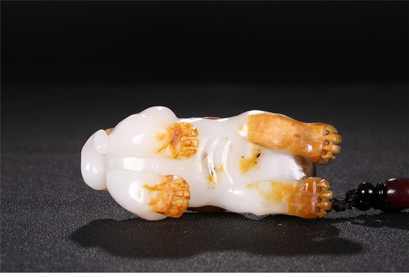 神獸飛虎手把件掛件，天然白玉手玩件玉石小擺