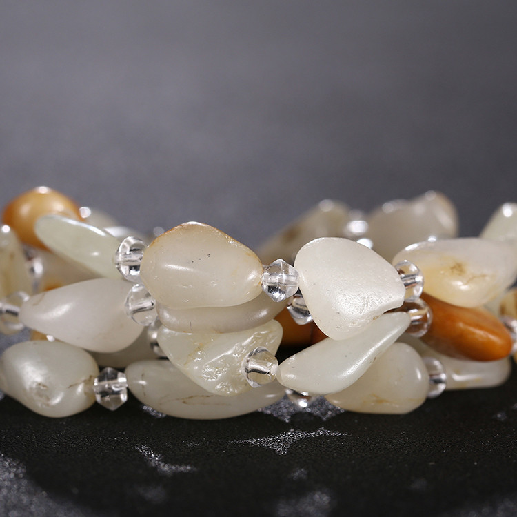 和田玉原石獨(dú)籽項(xiàng)鏈，玉石毛衣鏈?zhǔn)执? src="/wenxue/d/file/bigpic/190404/04/14-1FQQ45403-50.jpg" / data-9g7D="ENq5Uh"><img alt=