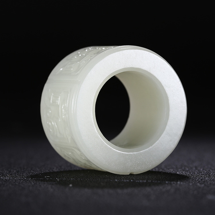 男士如意和田玉扳指，天然白玉手玩件獸面紋蘇