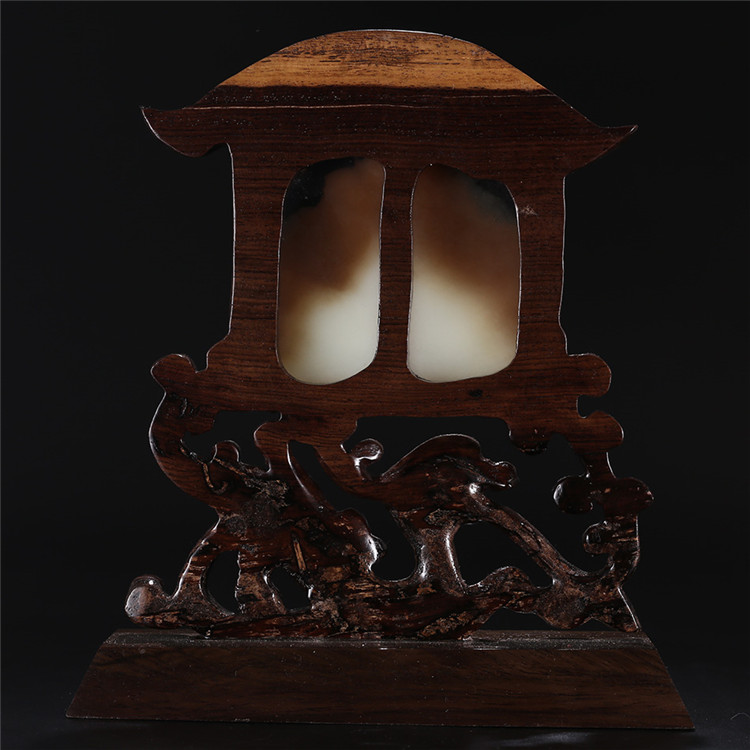 和田玉龍鳳呈現(xiàn)玉牌子，天然糖白玉蘇工擺件