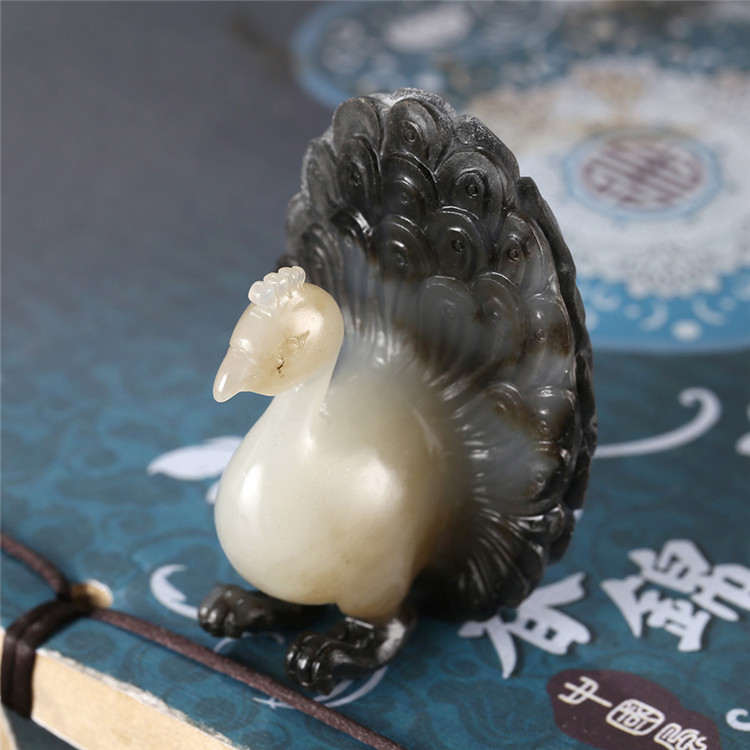 天然和田玉孔雀吊墜，白玉籽料掛件項鏈