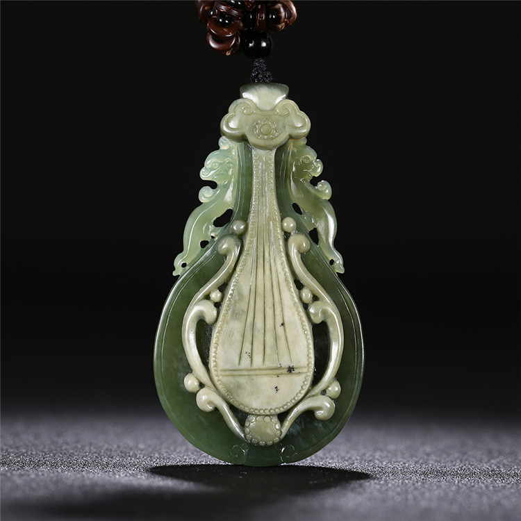 精美琵琶如意和田碧玉項鏈，天然玉石掛墜