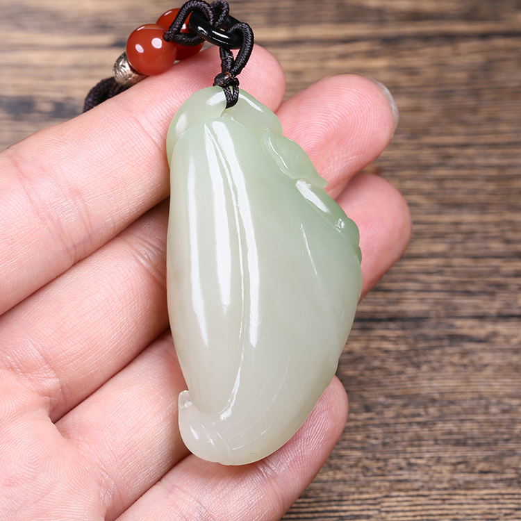 和田翠青玉山料魚(yú)掛墜，玉墜蓮蓬玉石項(xiàng)鏈