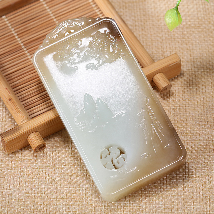 神龍送福人間山水玉牌掛件，天然糖白玉項(xiàng)鏈