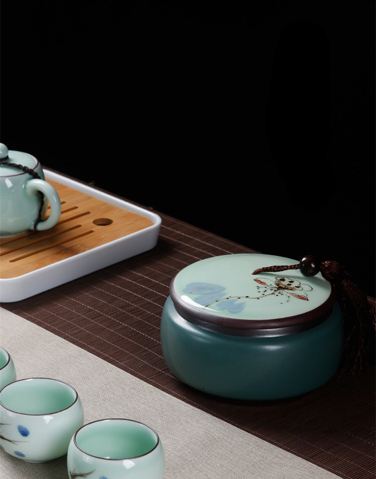 手繪陶瓷茶葉密封罐，龍泉青瓷禮盒裝普洱醒茶