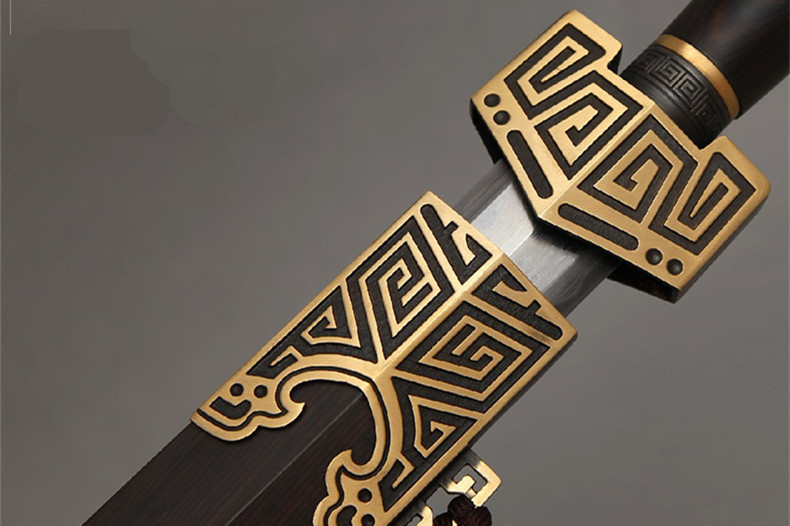 八面漢劍花紋鋼長劍，如意刀劍兵器