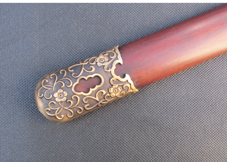 蔣中正寶劍中正劍，黃埔軍校紀(jì)念短劍