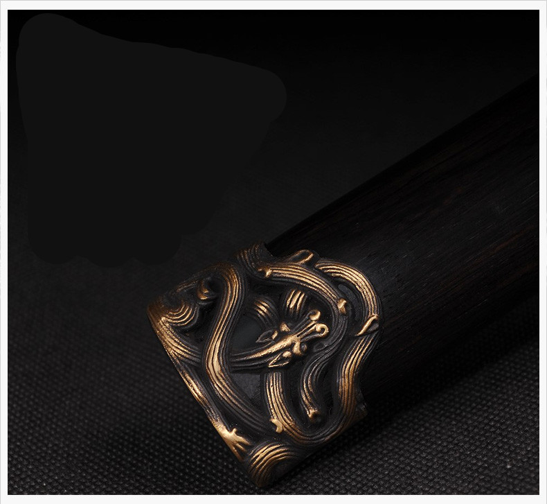 櫑具劍八面漢劍花紋鋼長(zhǎng)款，蓬勃生機(jī)有力量