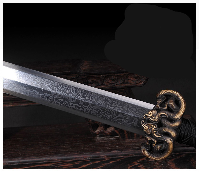 櫑具劍八面漢劍花紋鋼長(zhǎng)款，蓬勃生機(jī)有力量