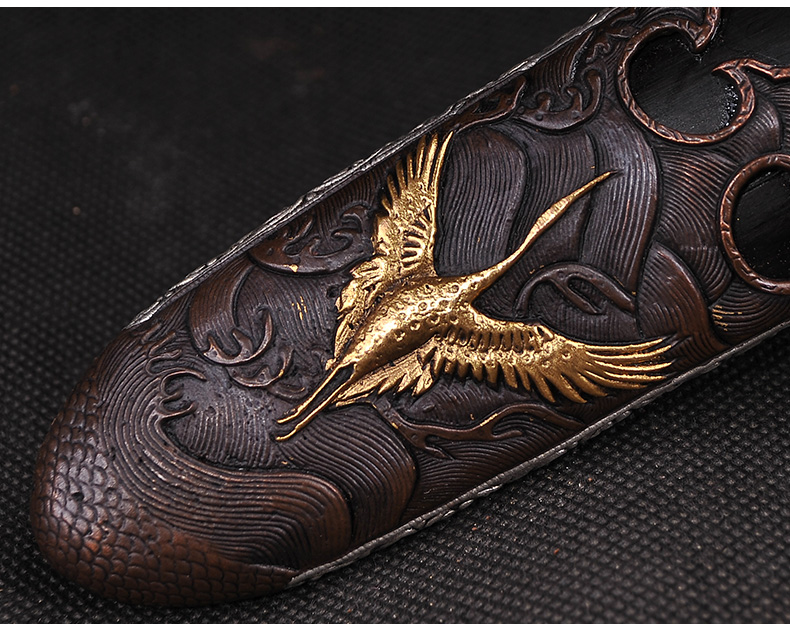 仙鶴劍花紋鋼覆土燒刃寶劍，工藝禮品劍長(zhǎng)款