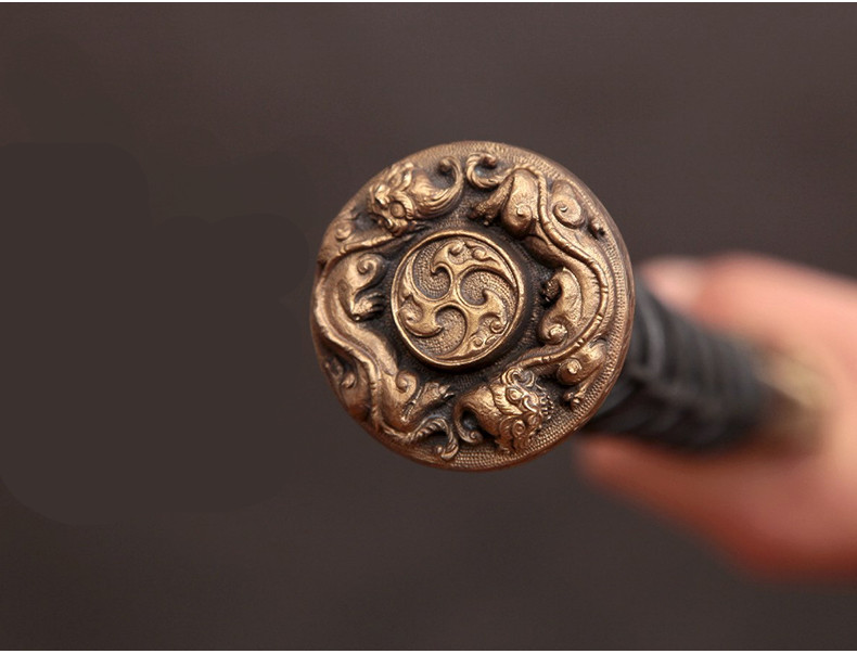 九龍羽毛紋漢劍，長劍雙手寶劍