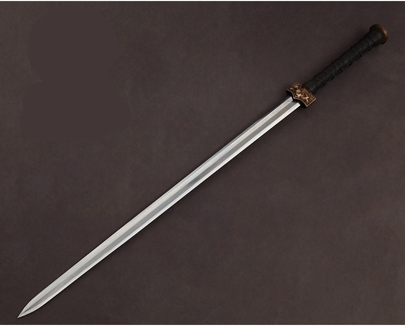 九龍羽毛紋漢劍，長劍雙手寶劍
