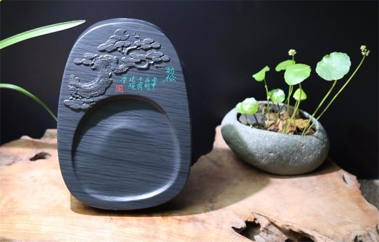 勁松暗香天然原石硯臺，文房四寶精品硯臺