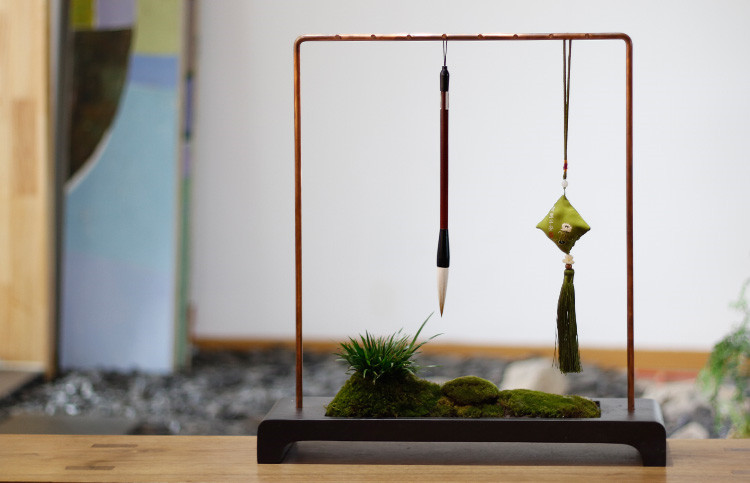 紫銅精品硯石毛筆掛，中式書法擺件筆架