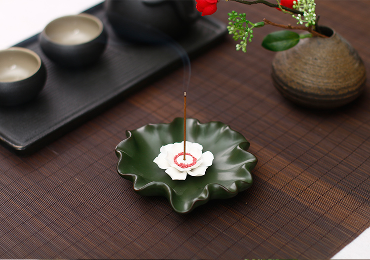 蓮花香爐香插線香爐，創(chuàng)意唯美中式陶瓷熏香爐