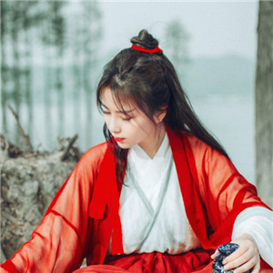 俠骨柔情女子古風(fēng)頭像大全，紅衣似火灼人眼