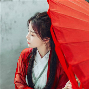 俠骨柔情女子古風(fēng)頭像大全，紅衣似火灼人眼