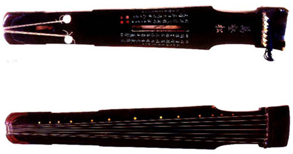 中國(guó)傳統(tǒng)古典優(yōu)美樂器古琴