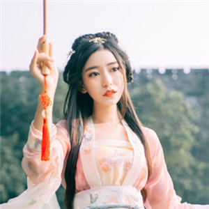 灼灼風(fēng)姿古風(fēng)真人頭像，好看的女生qq頭像