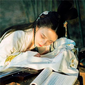 竹青風(fēng)悠女子清雅古風(fēng)頭像，唯美女生真人頭像