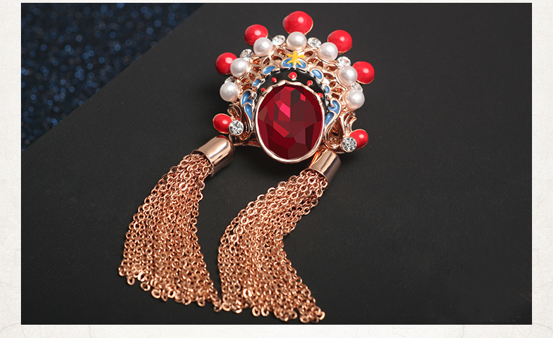 家佳樂文學(xué)刀馬旦流蘇紅水晶百搭個性民族風(fēng)胸針